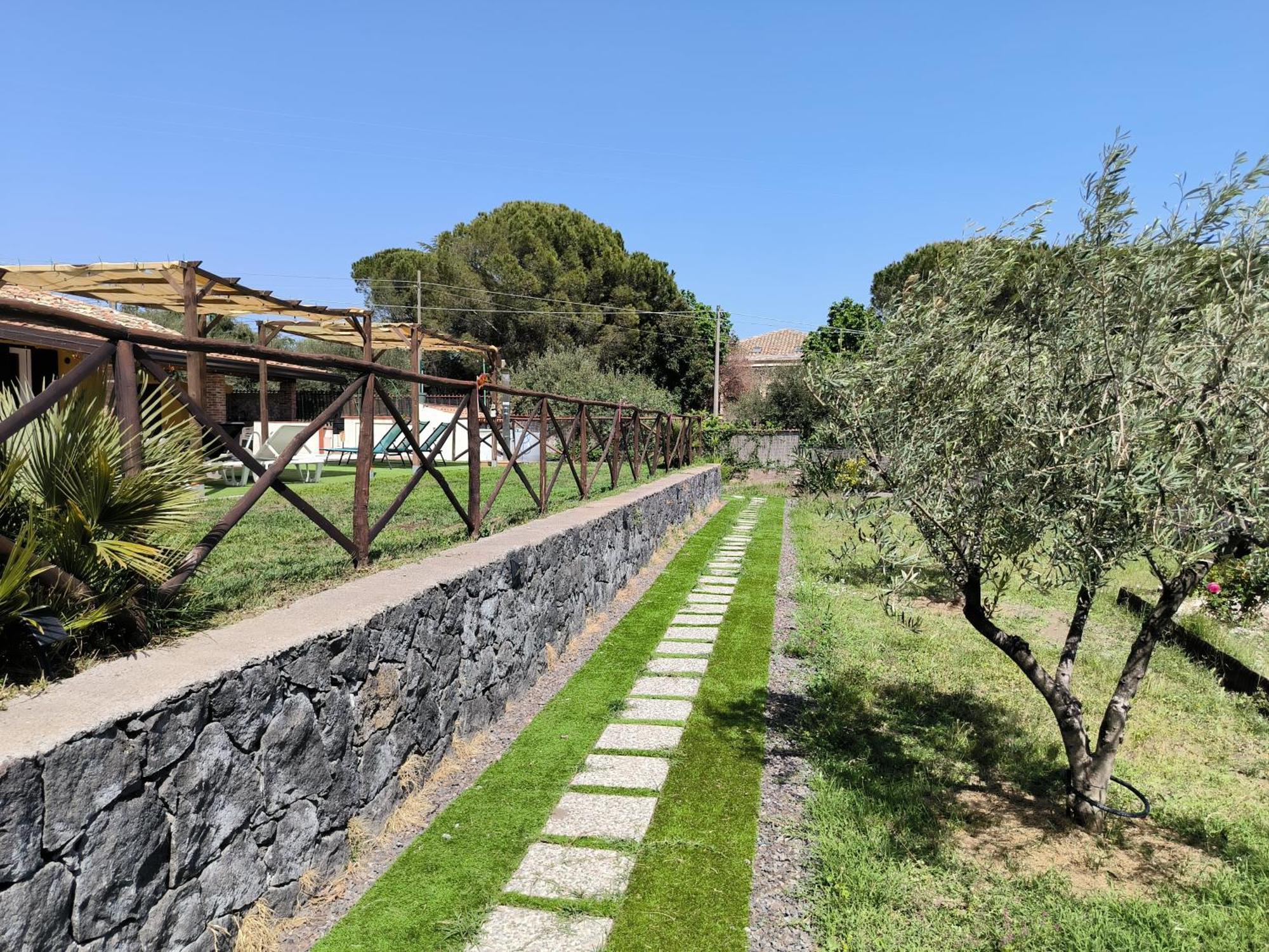 Villa Egle Belpasso, Villa Vacanza Con Piscina Екстер'єр фото